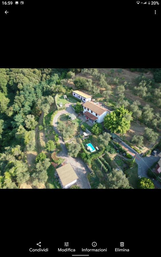 Villino Iso Bed & Breakfast La Spezia Exterior photo